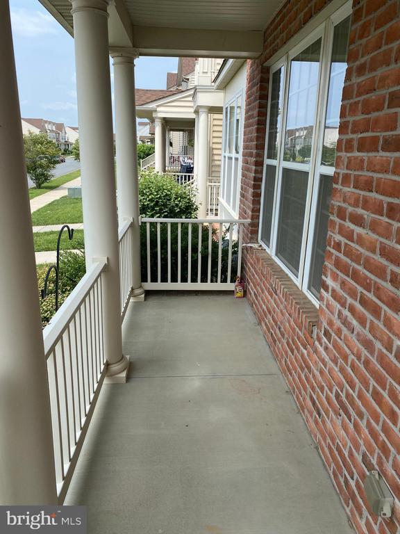 Building Photo - 1662 W Matisse Dr