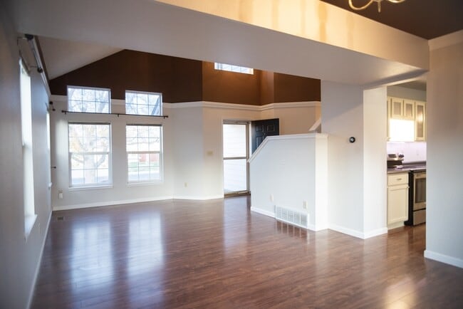 Building Photo - 4011 Shining Star Dr