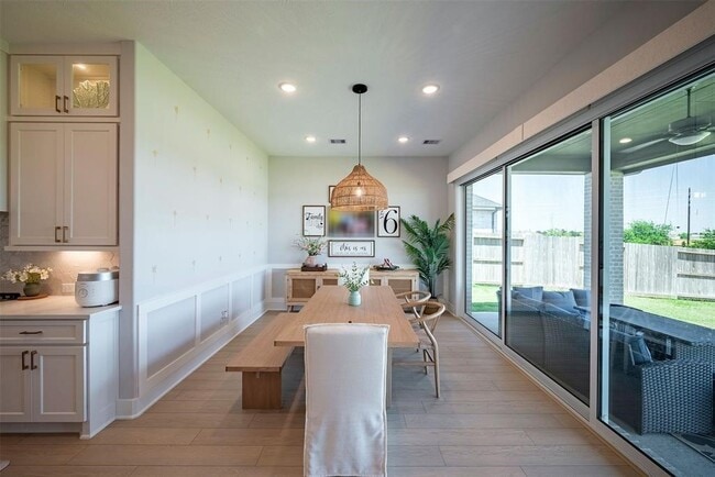 Building Photo - 244 Summer Sunrise Dr