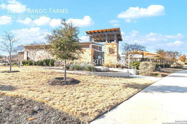 Building Photo - 10819 Bango Farms