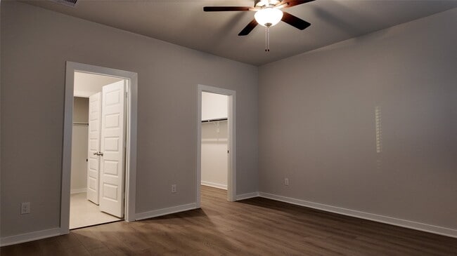 Building Photo - 8519 Blueberry Ash St