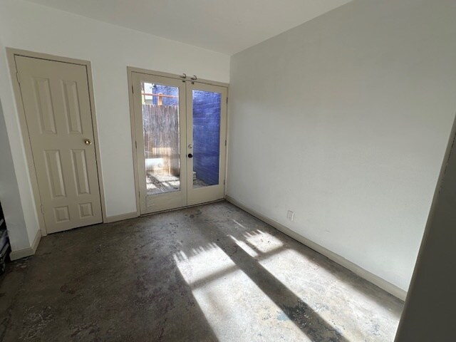 Building Photo - 5422 W Washington Blvd