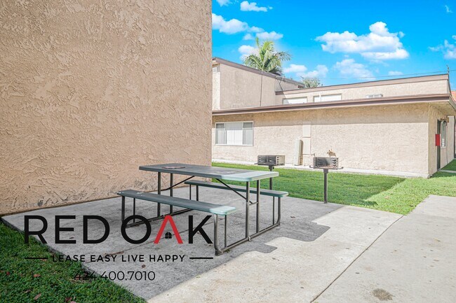 Building Photo - 15620 Leffingwell Rd