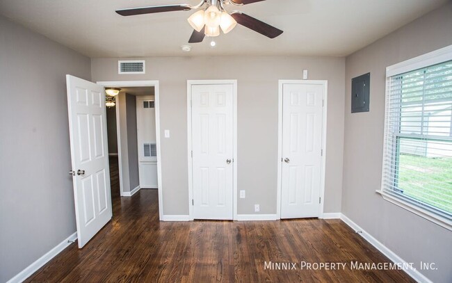 Building Photo - 4416 43rd St