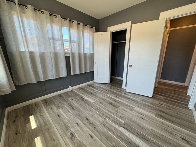 Building Photo - 3766 Teak St