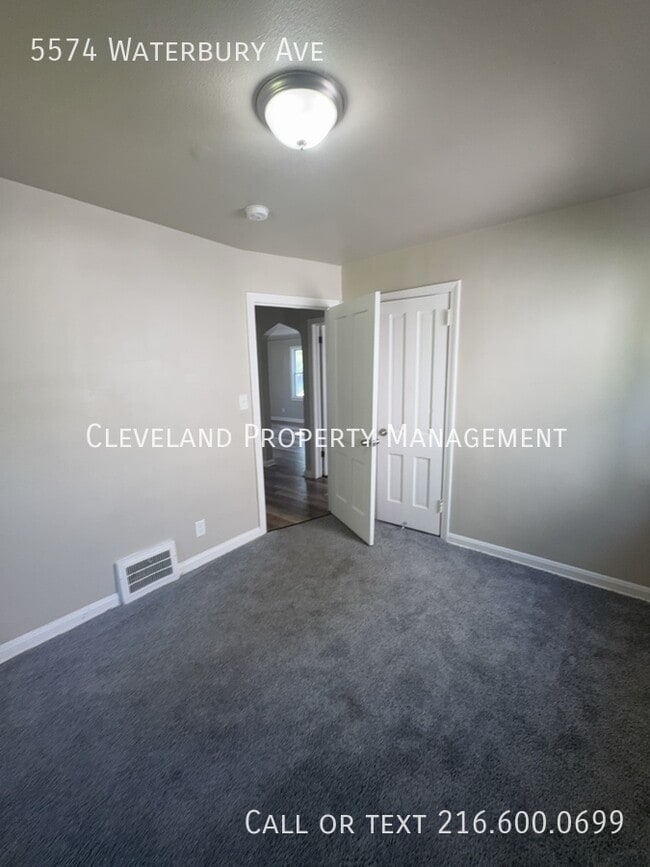 Building Photo - 5574 Waterbury Ave
