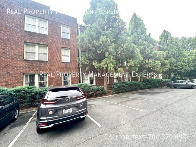 Building Photo - 712 Louise Ave