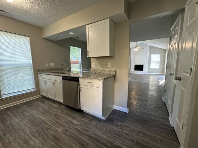 Building Photo - 6135 Sunbridge Ct