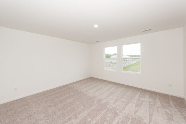Building Photo - 543 Polaris Wy