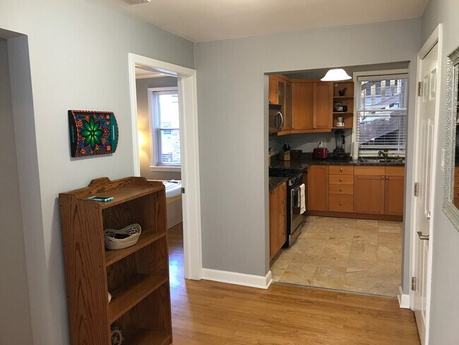 Building Photo - 5955 N Winthrop Ave