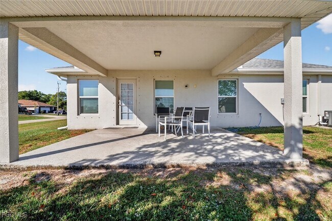 Building Photo - 4301 NW 36th Pl