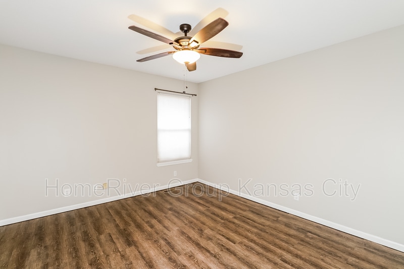 Building Photo - 3806 Lexington Ct
