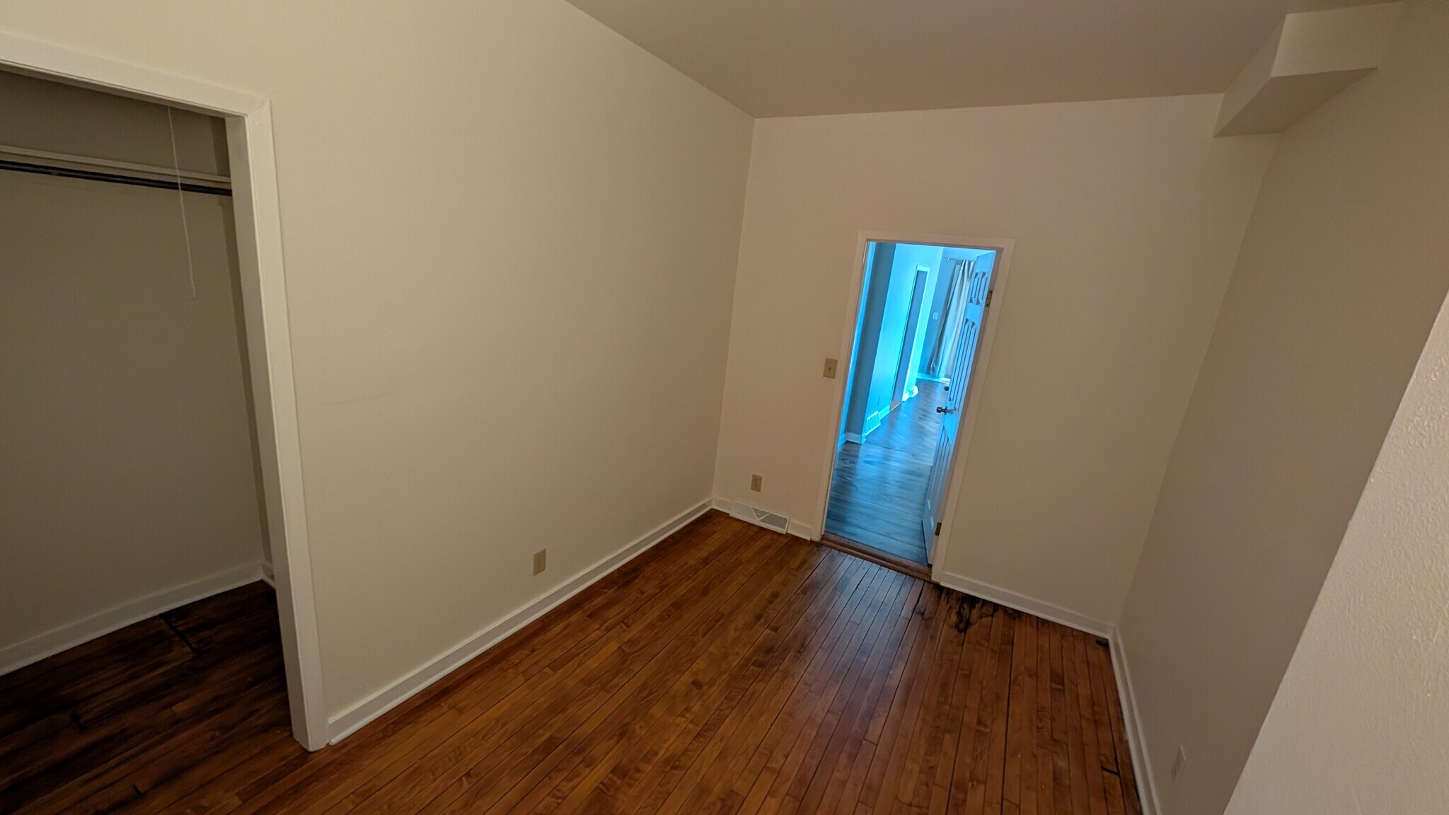 Building Photo - 2609 N Fratney St