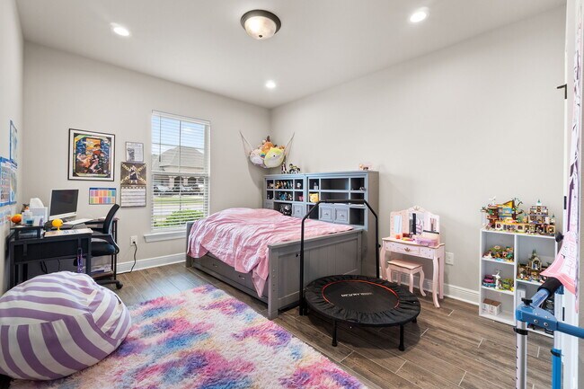 Building Photo - 1464 Sabal Palm Dr