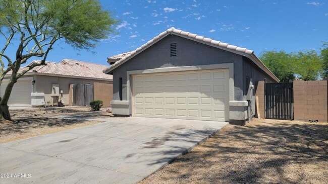 Building Photo - 3933 N 125th Dr