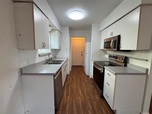 Building Photo - 1237 N Knowles Dr