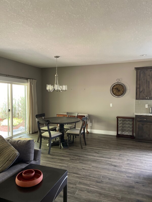 Building Photo - 4677 Southampton Dr SE