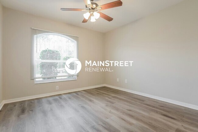 Building Photo - 3 Bedroom Pet-Friendly Home in North Port,...