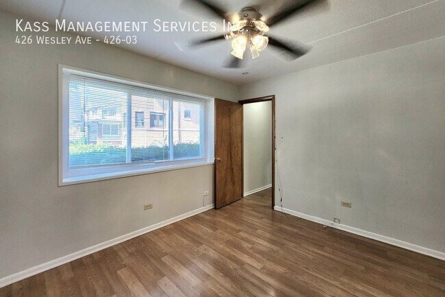 Building Photo - 426 Wesley Ave