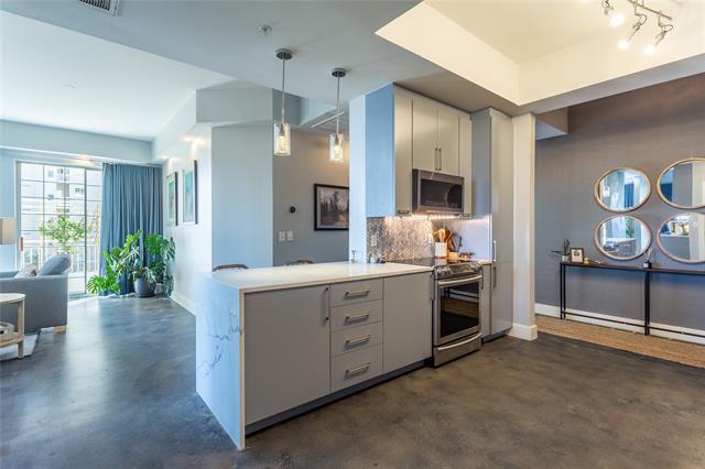 Building Photo - 3225 Turtle Creek Blvd Blvd