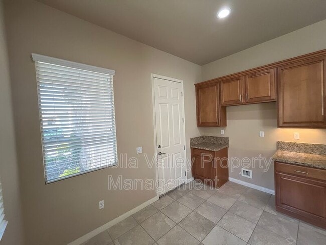 Building Photo - 81682 Avenida Alturas