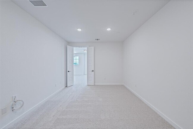 Building Photo - 6812 Rounded Pebble Ln