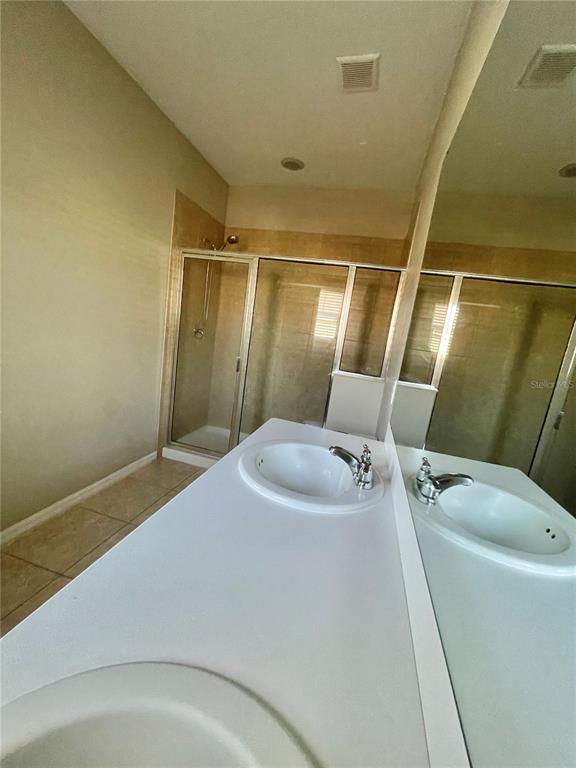 Building Photo - 7640 Ripplepointe Way