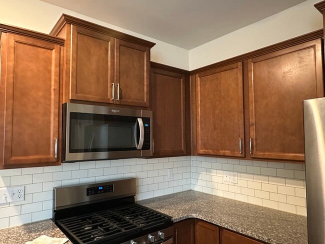 Building Photo - 1032 Laceflower Dr