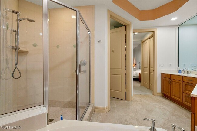 Building Photo - 14350 Riva Del Lago Dr