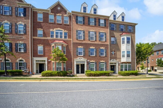 Building Photo - 910 Hall Station Dr