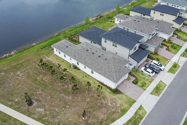 Building Photo - 7508 Wing Span Wy