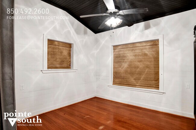 Building Photo - 18870 Highland Dr