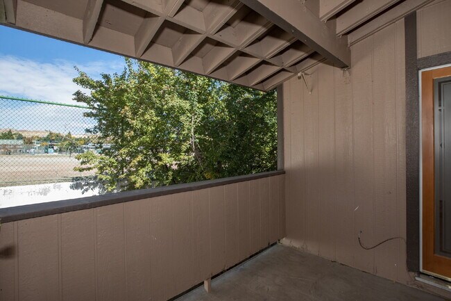Building Photo - "Charming 2-Bed, 2-Bath Haven on Tripp Drive – Cozy Living in Reno!"