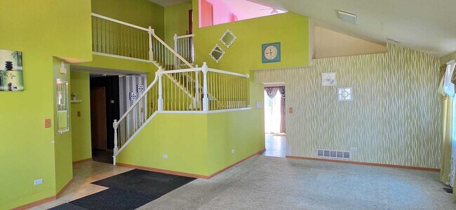 Building Photo - 2416 Boxwood Ln