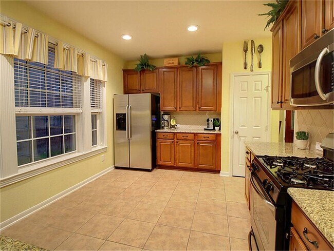 Building Photo - 1246 Glenwood Canyon Ln