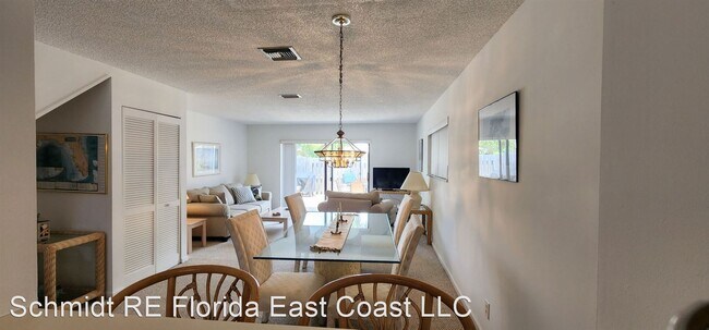 Building Photo - 2 br, 1.5 bath House - 4245 N Highway A1A, #8