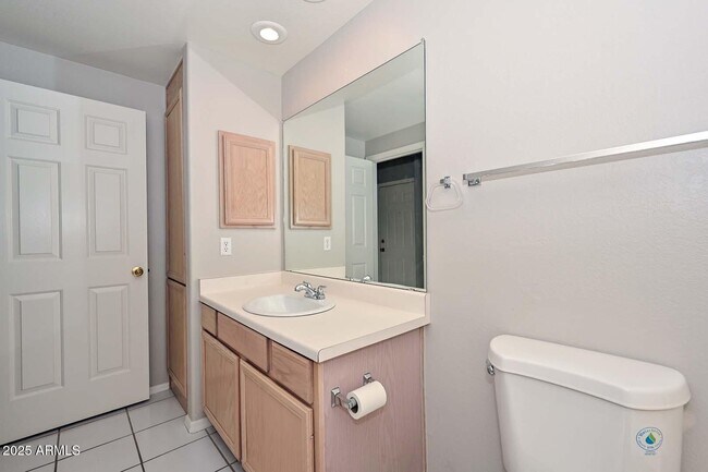 Building Photo - 7101 W Beardsley Rd