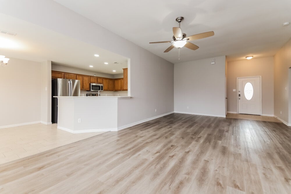 Building Photo - 708 Mackenzi Dr