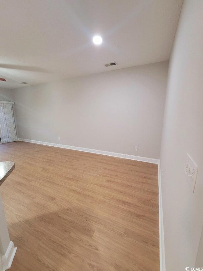 Building Photo - 112 Westhaven Dr
