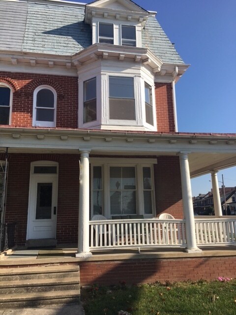 Building Photo - 501 Carlisle Ave