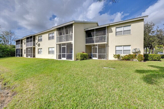 Building Photo - 4940 Cougar Ct S