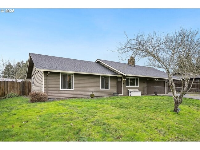 Building Photo - 15006 NE Rancho Dr