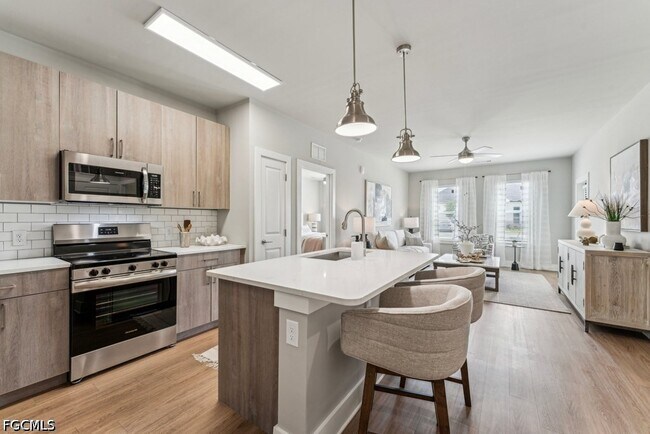 Building Photo - 10800 Colonial Gtwy Dr