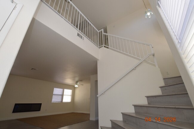 Building Photo - 9330 Cool Creek Ave