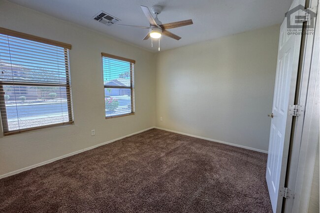 Building Photo - 3Bed/2Bath House in Avondale! Ready for Immediate Move-In! – RV GATE!