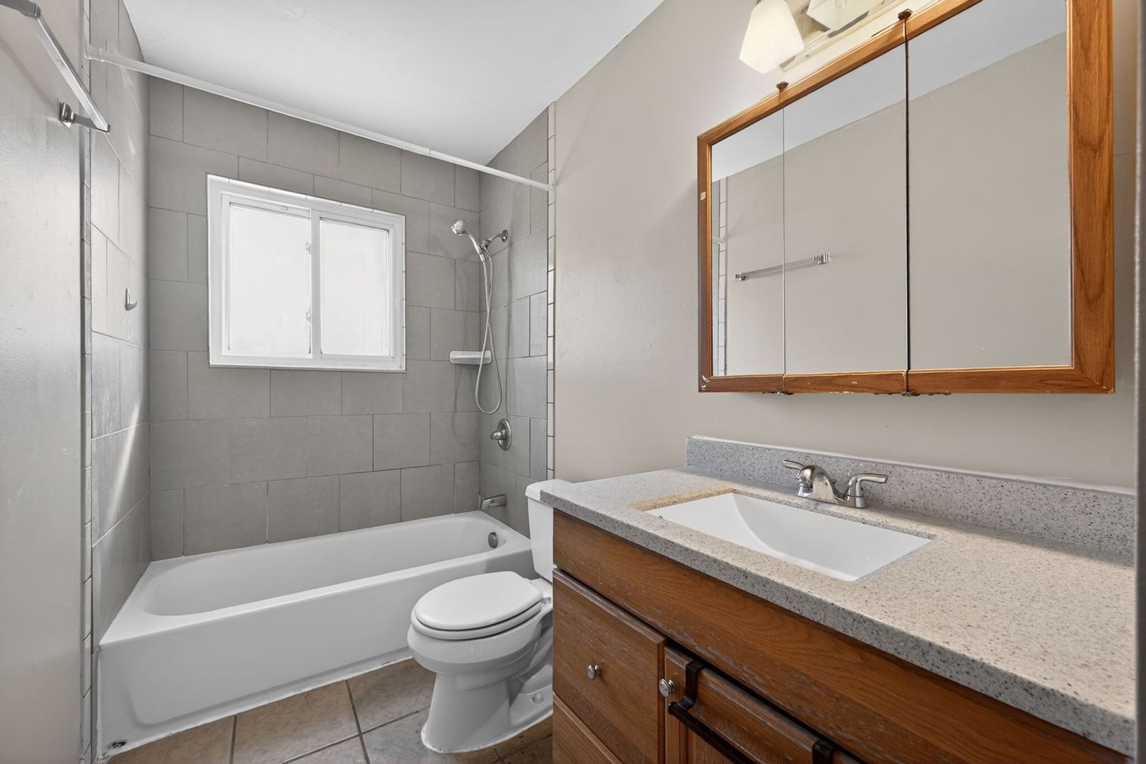 Building Photo - 35046 Rosslyn St