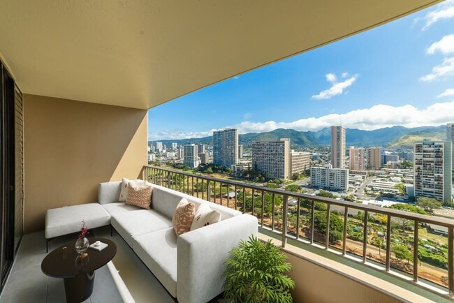Building Photo - AVAILABLE NOW |  2 Bedroom, 1 Bathroom Apartment | Located at Ala Wai Plaza | 1 Assigned/Covered ...