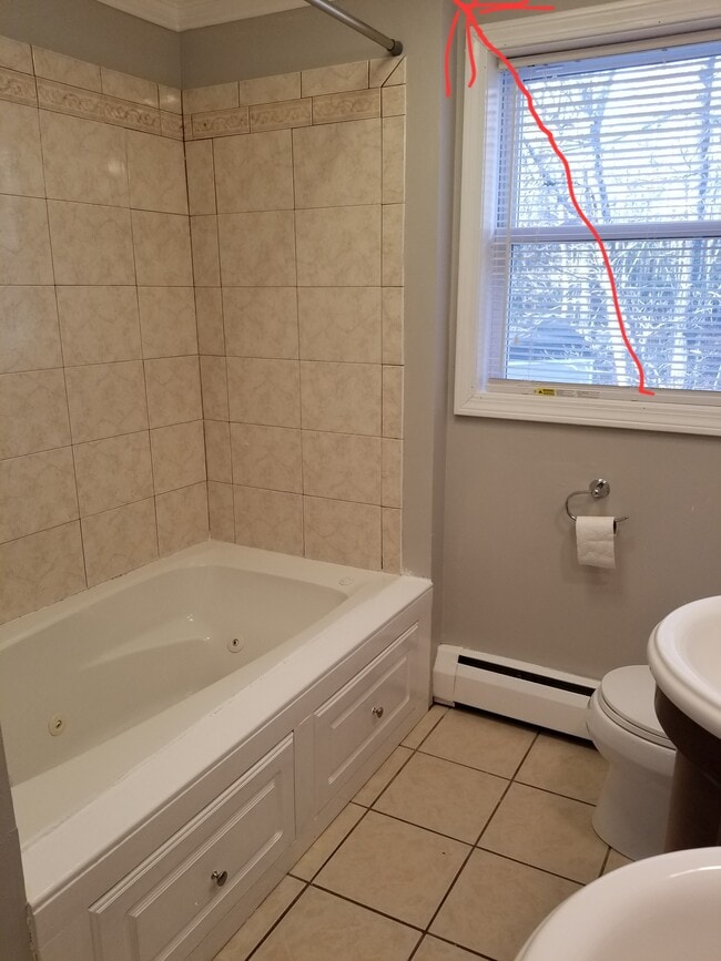 Building Photo - 370 High St