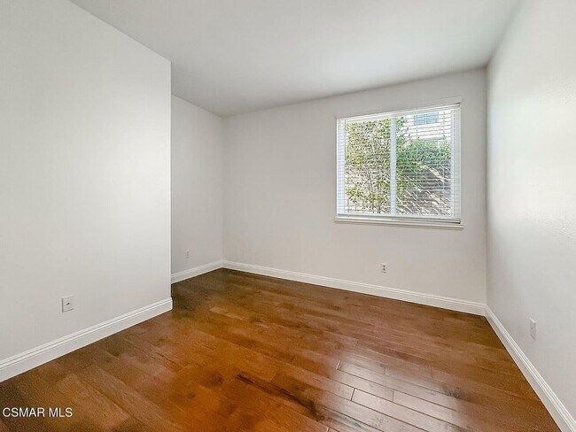 Building Photo - Beautiful Light and Bright Dos Vientos Home featuring 4 Bedrooms + 3 Bathrooms