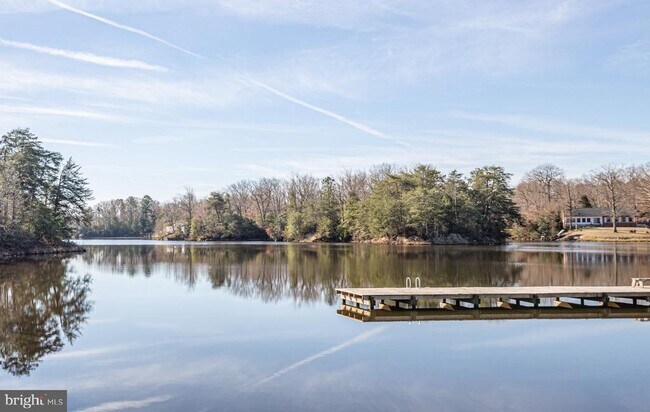 Building Photo - 78 Woodmount Dr